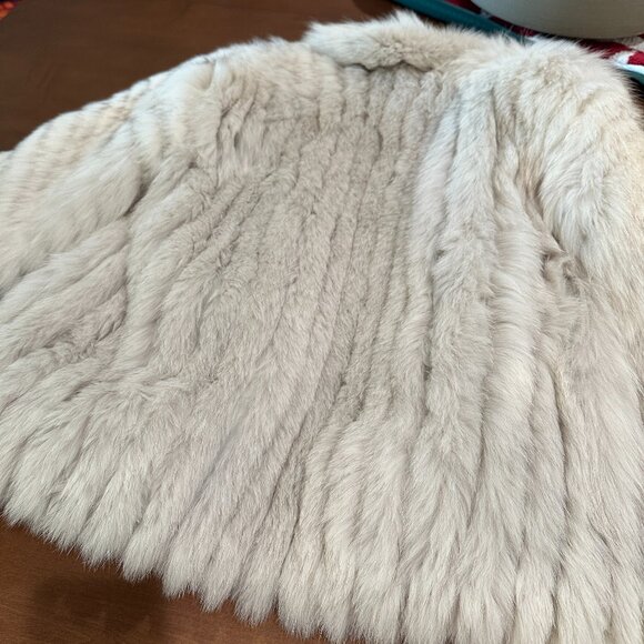(SOLD) SAGA FOX Real Fur Coat (S) white / grey - Picture 6 of 7